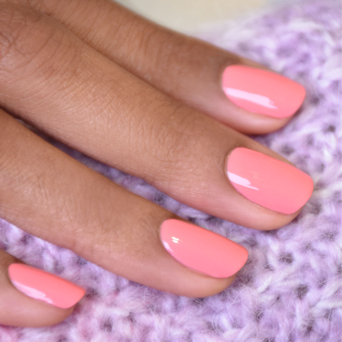 manicurist-green-flash-vernis-semi-permanent-pink-paradise-rose image 3