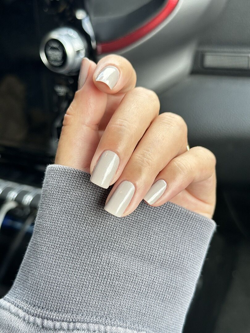 Reflet gris