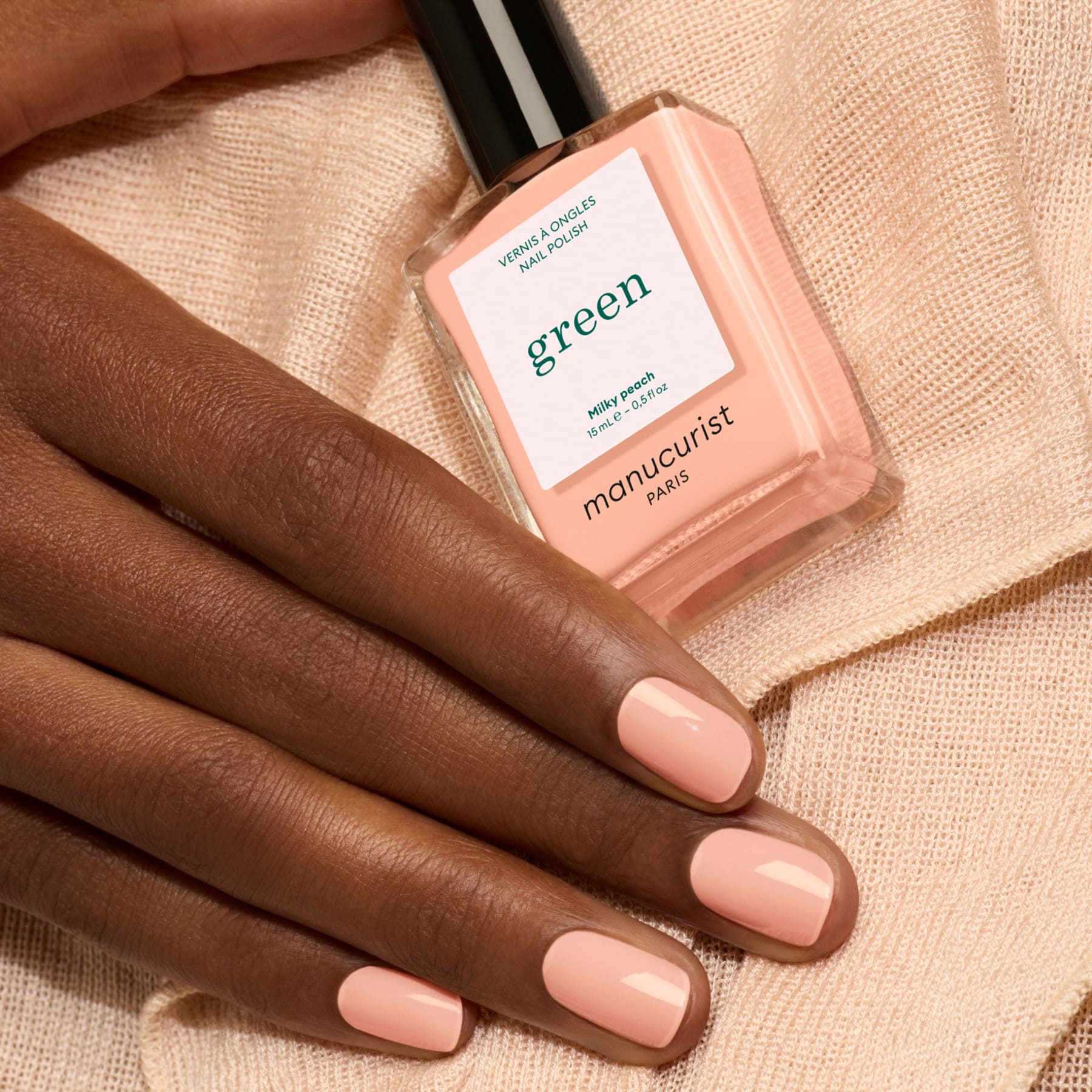 manicurist-green-milky-peach-vernis-p-che-opaque image 5