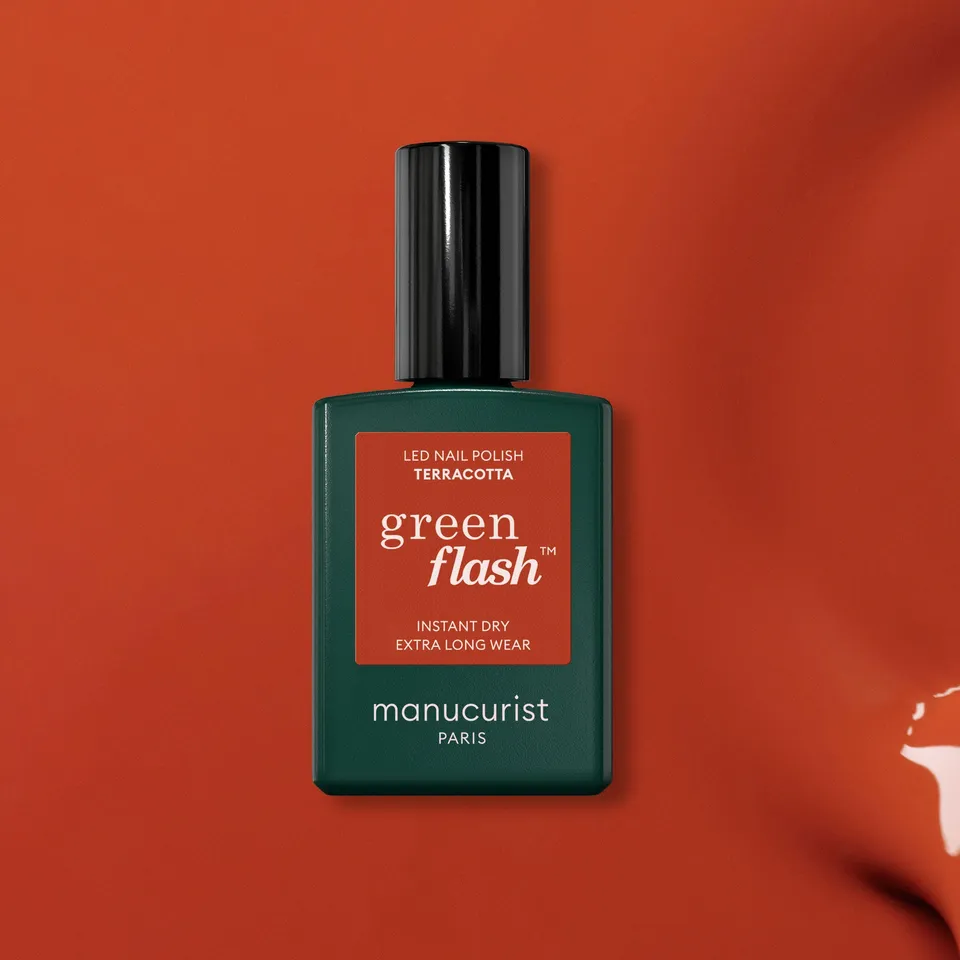 manicurist-green-flash-terracotta-vernis-semi-permanent-rouge-opaque image 1