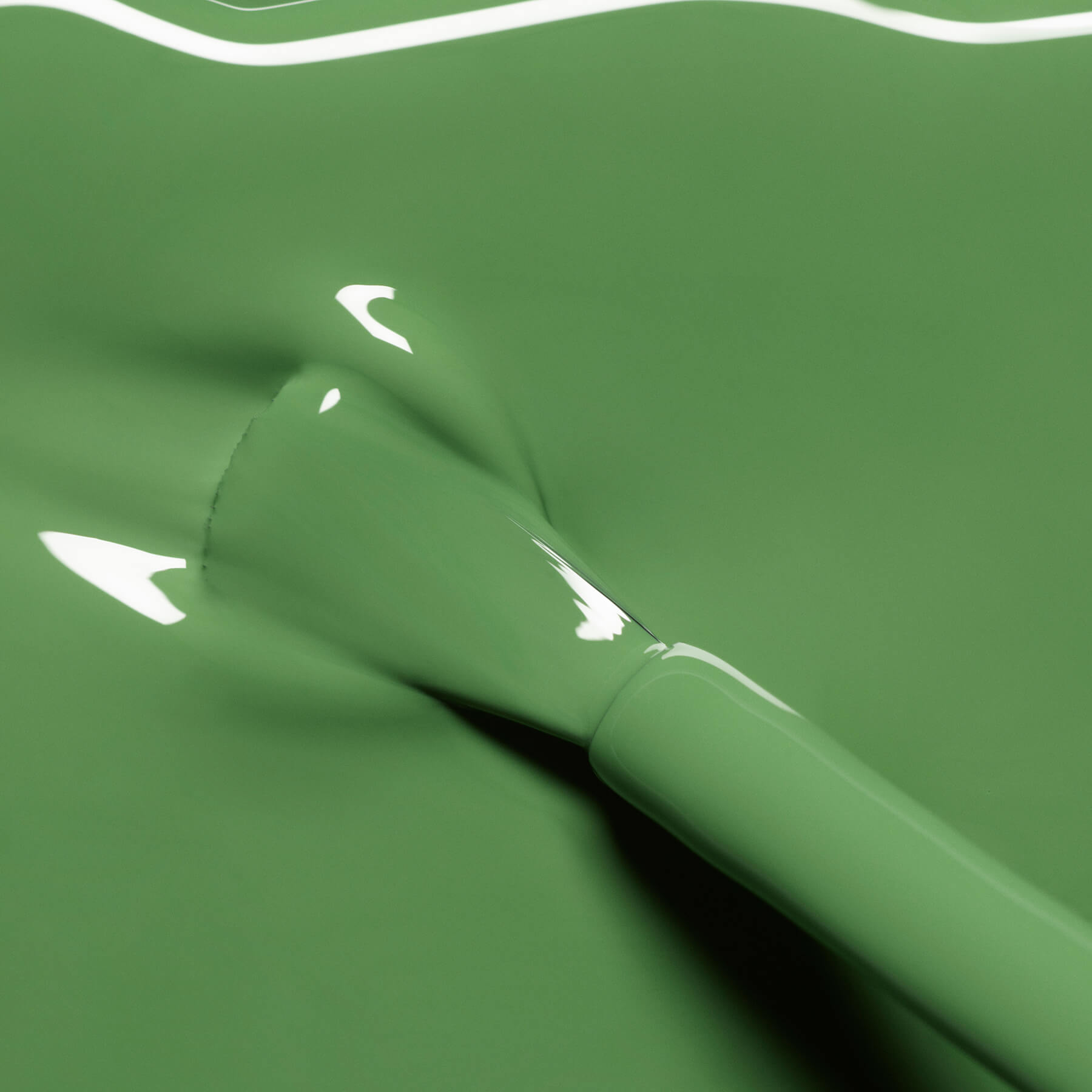 manucurist-green-flash-vernis-semi-permanent-artichaut-vert-opaque image 4