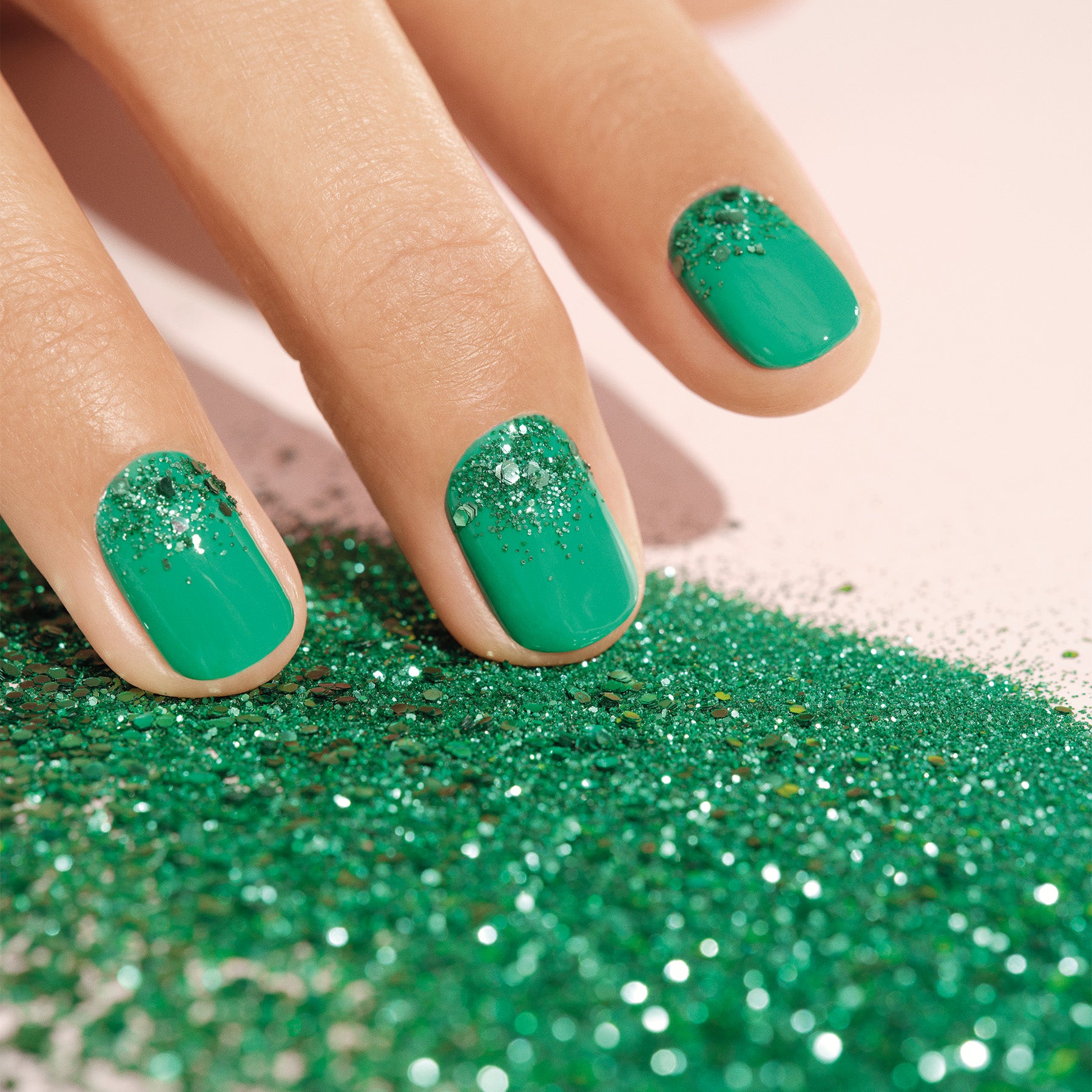 manicurist-accessoires-paillettes-cactus-nail-art-biod-gradable image 2