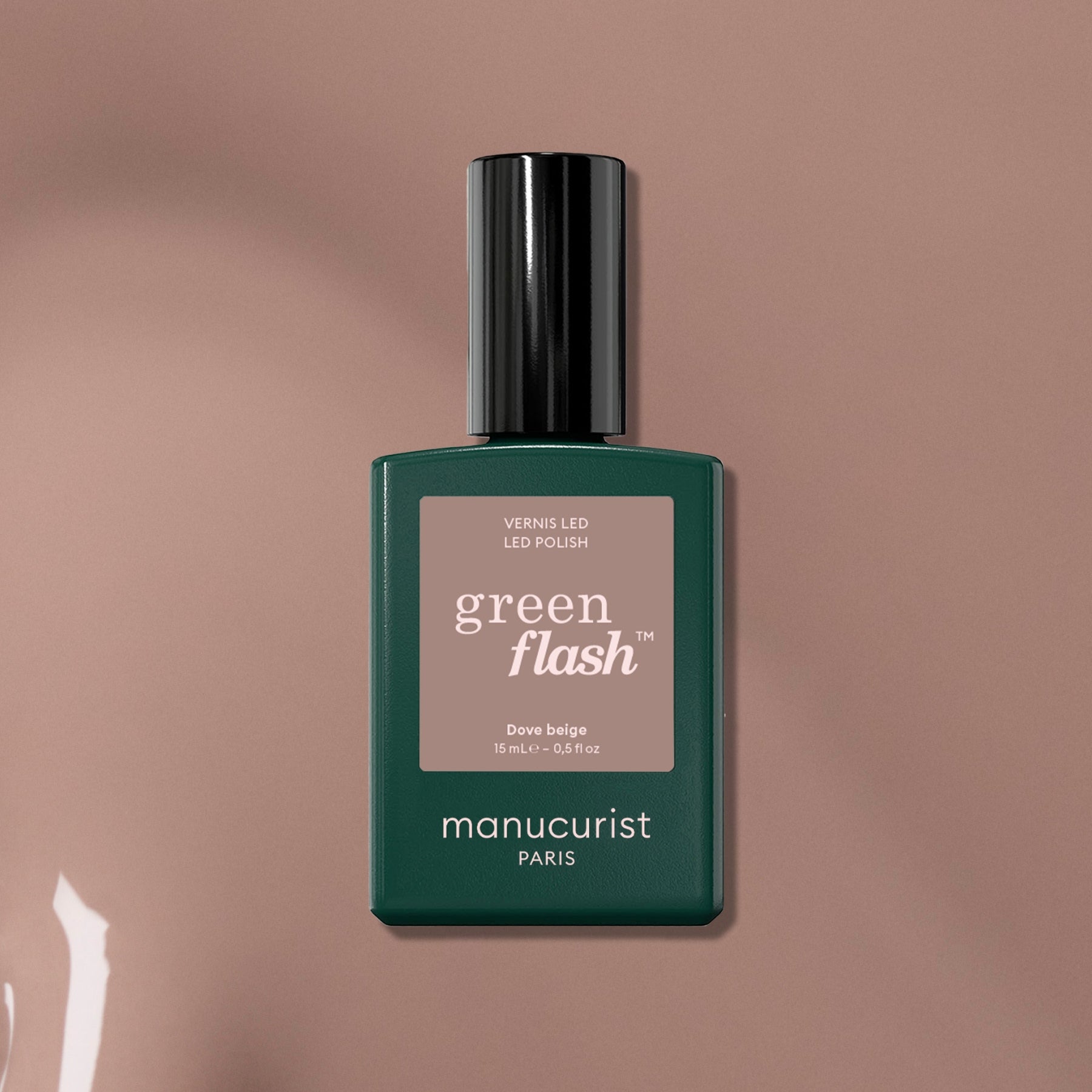 manicurist-green-flash-dove-beige-vernis-semi-permanent-beige image 1
