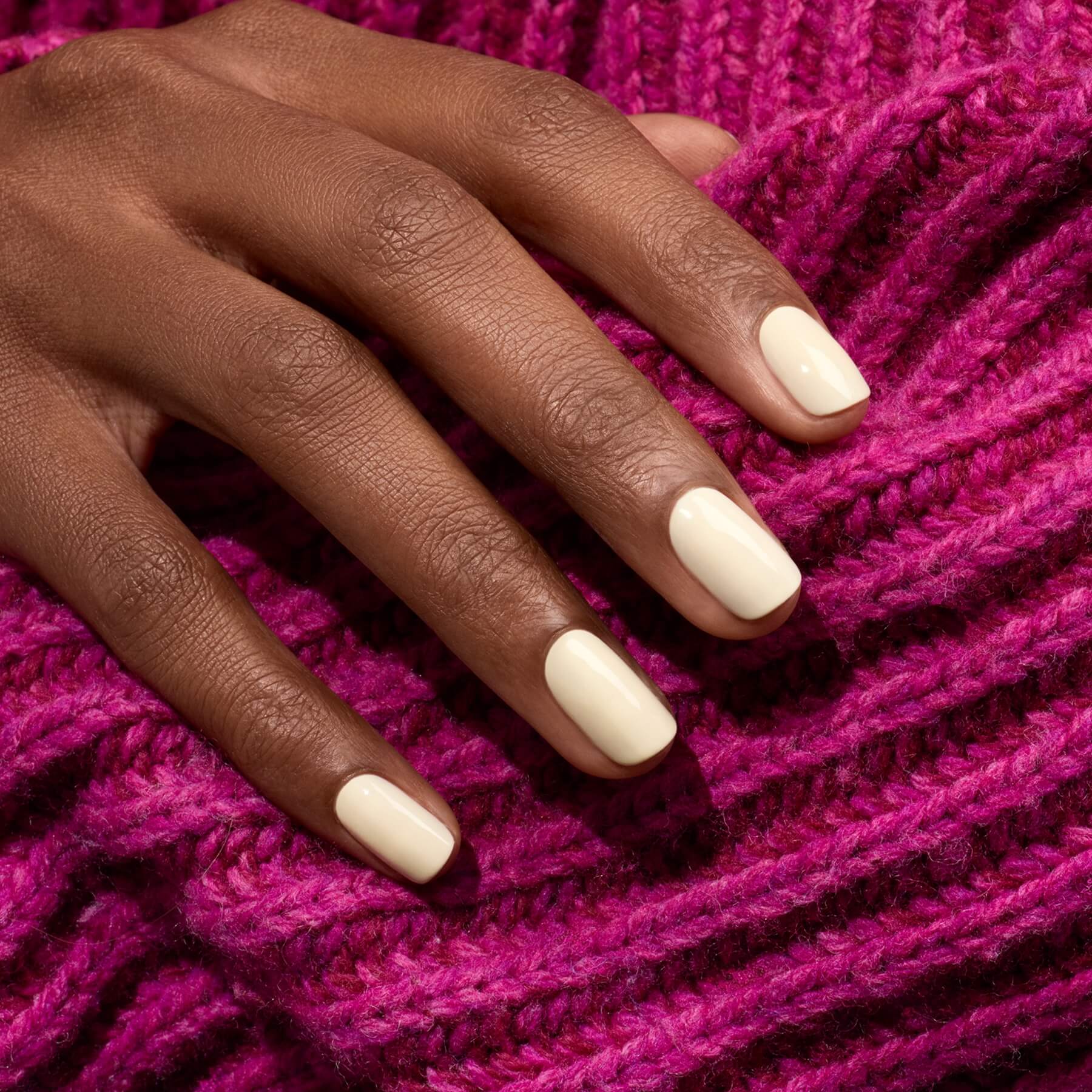 manicurist-green-flash-shell-vernis-semi-permanent-blanc-cass image 4