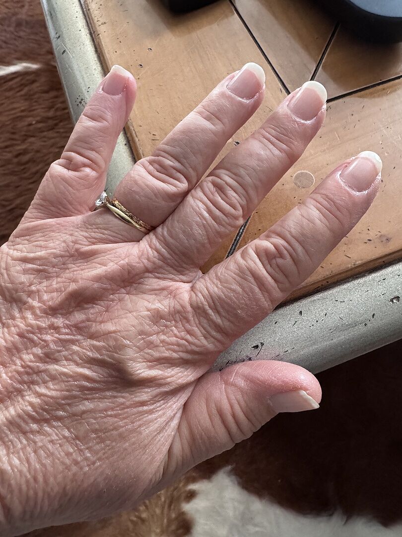 Ongles calmes