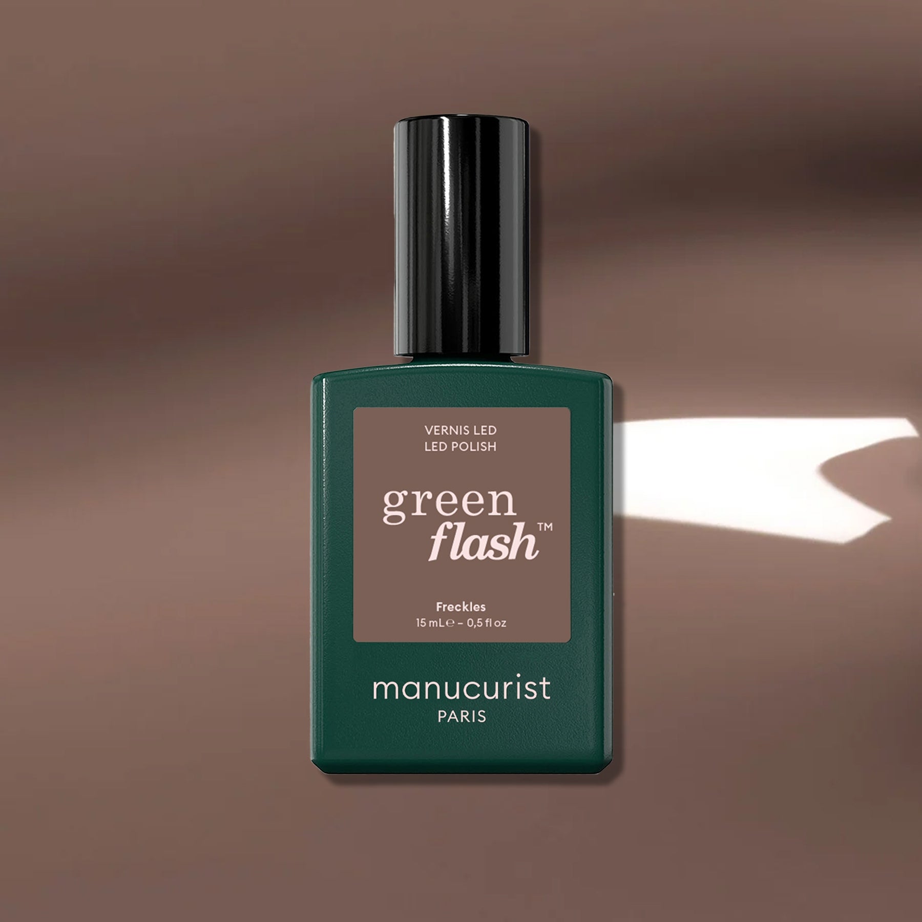 manicurist-green-flash-freckles-gel-marron-bois image 1