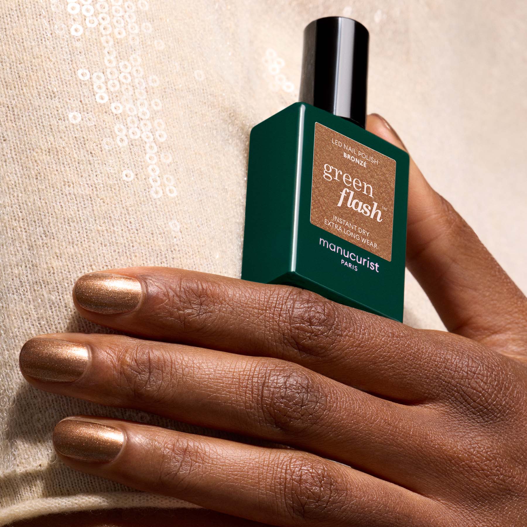 manicurist-green-flash-bronz-vernis-semi-permanent-cuivr image 3