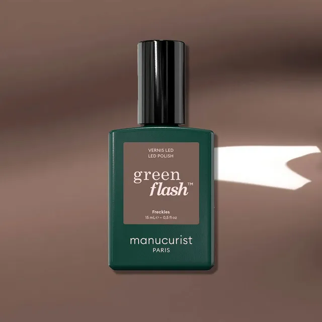 manicurist-green-flash-freckles-gel-marron-bois image 1