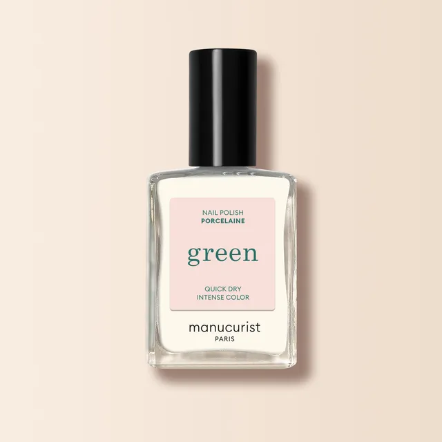 manicurist-green-porcelaine-vernis-ongles-blanc-cass-opaque image 1