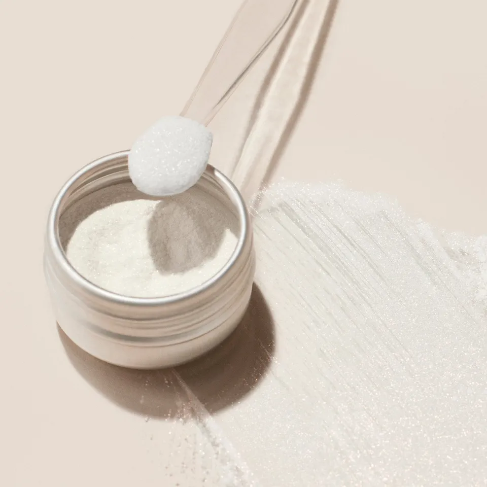 manicurist-white-glazed-effect-poudre-ongles-white-glazed-nacr-e image 1