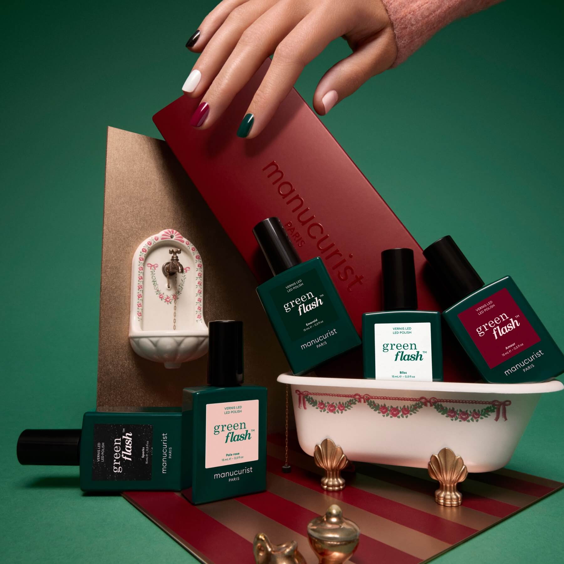 manicurist-green-flash-rainbow-coffret-vernis-semi-permanent-trio image 1