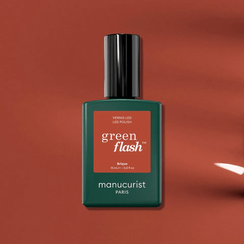 manicurist-green-flash-vernis-semi-permanent-brique-rouge image 1