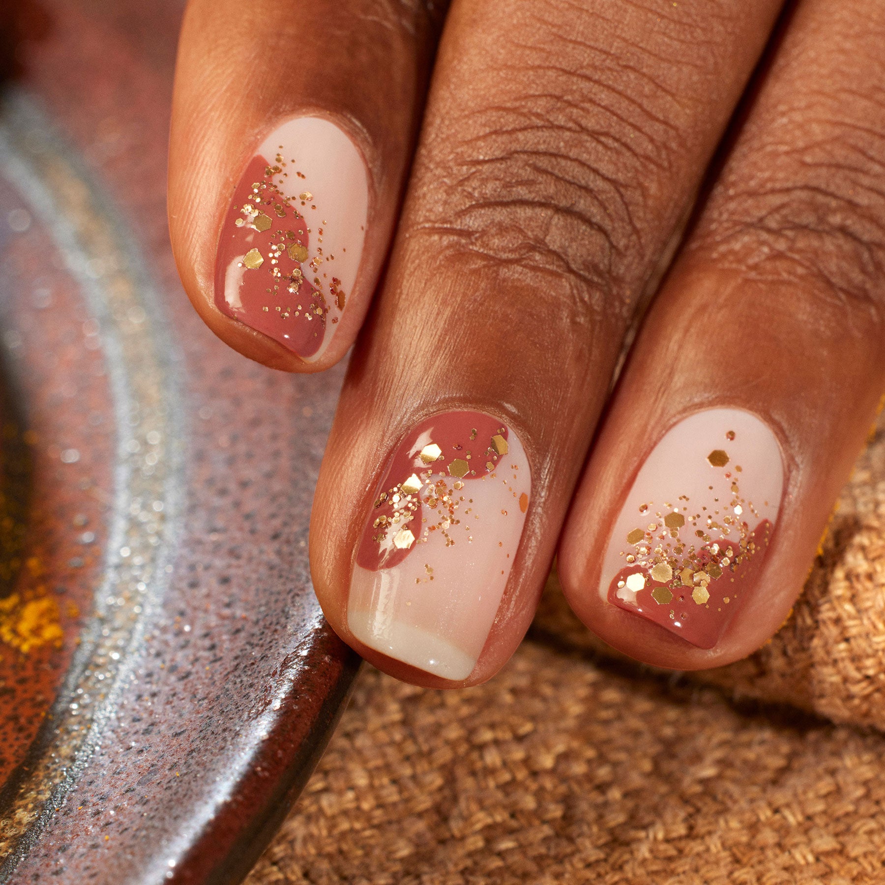 manicurist-paillettes-biod-gradables-copper-nail-art-cuivr image 2