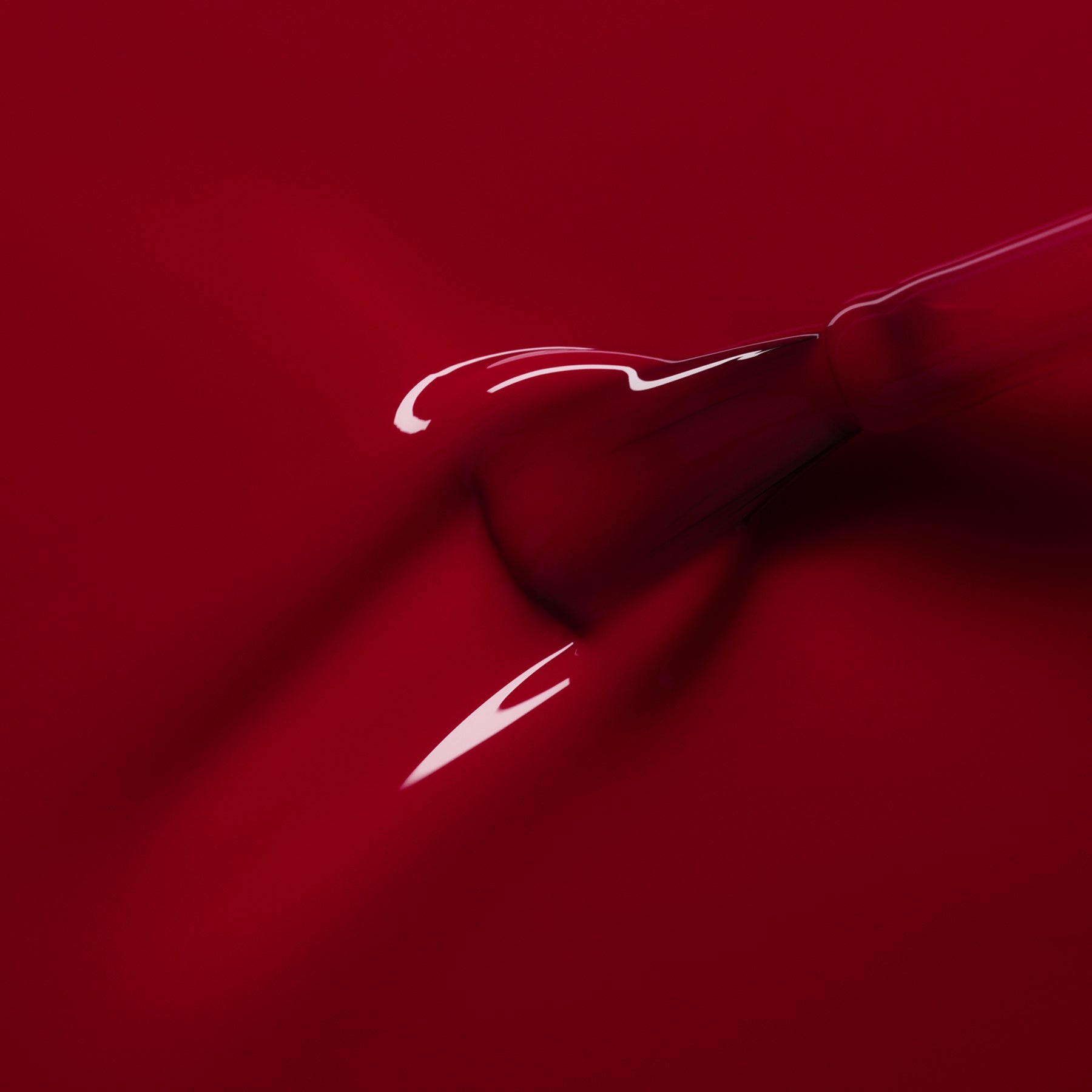 manicurist-green-pomegranate-vernis-rouge-framboise-opaque image 5