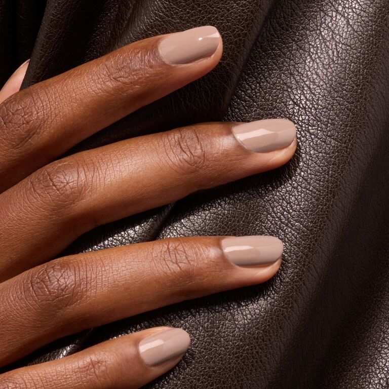 manicurist-green-vernis-ongles-dove-beige-beige-gris image 3