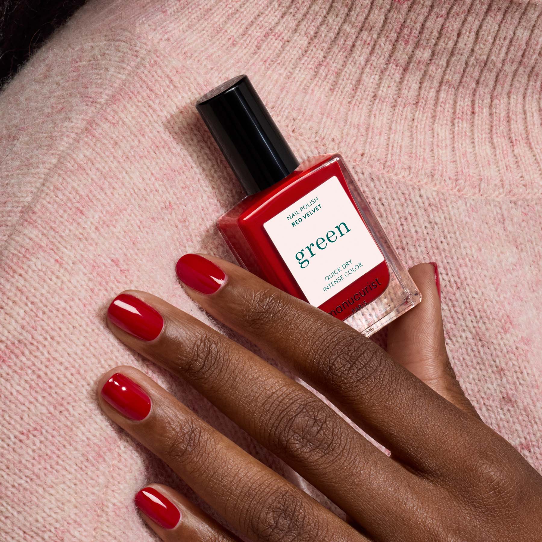 manicurist-green-vernis-ongles-red-velvet-rouge-velours image 4