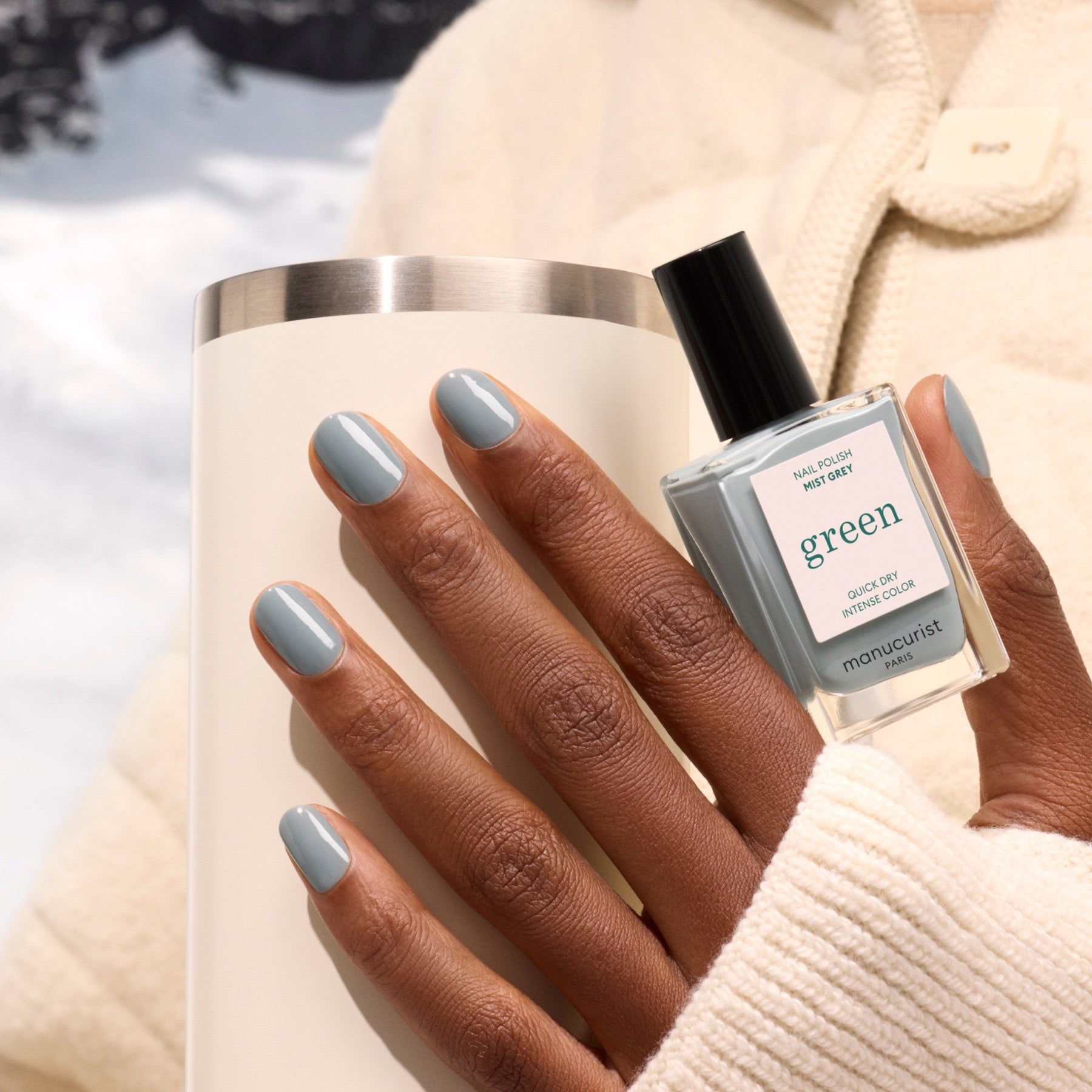 manicurist-green-mist-grey-vernis-ongles-bleu-gris image 3