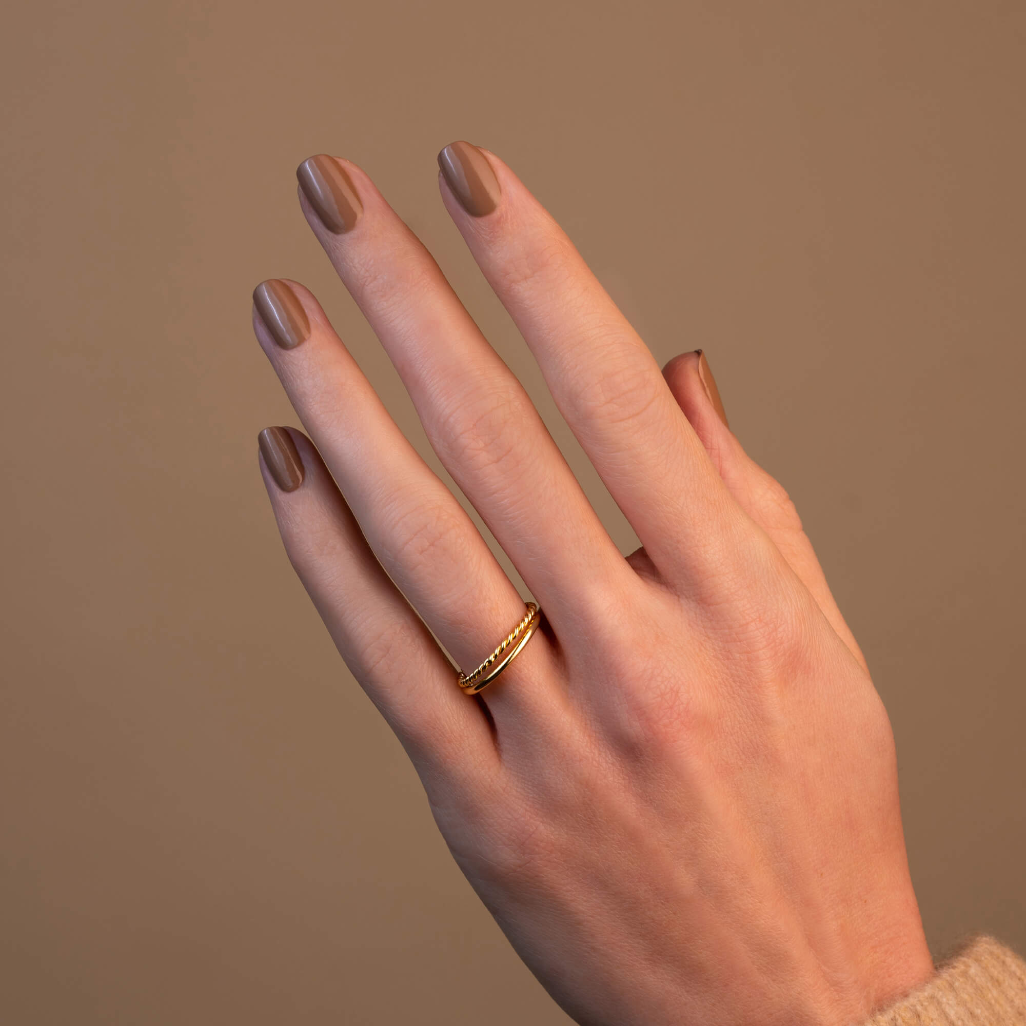 manucurist-green-flash-vernis-semi-permanent-orme-marron-clair image 3
