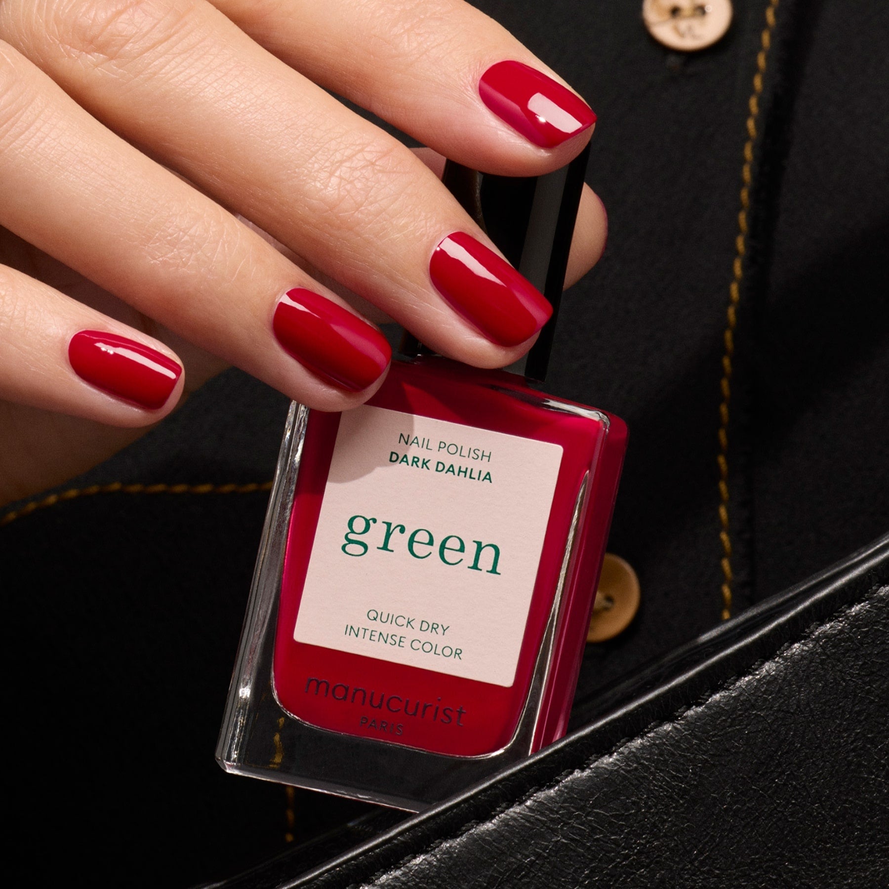 manicurist-green-dark-dahlia-vernis-ongles-rouge-fonc image 4