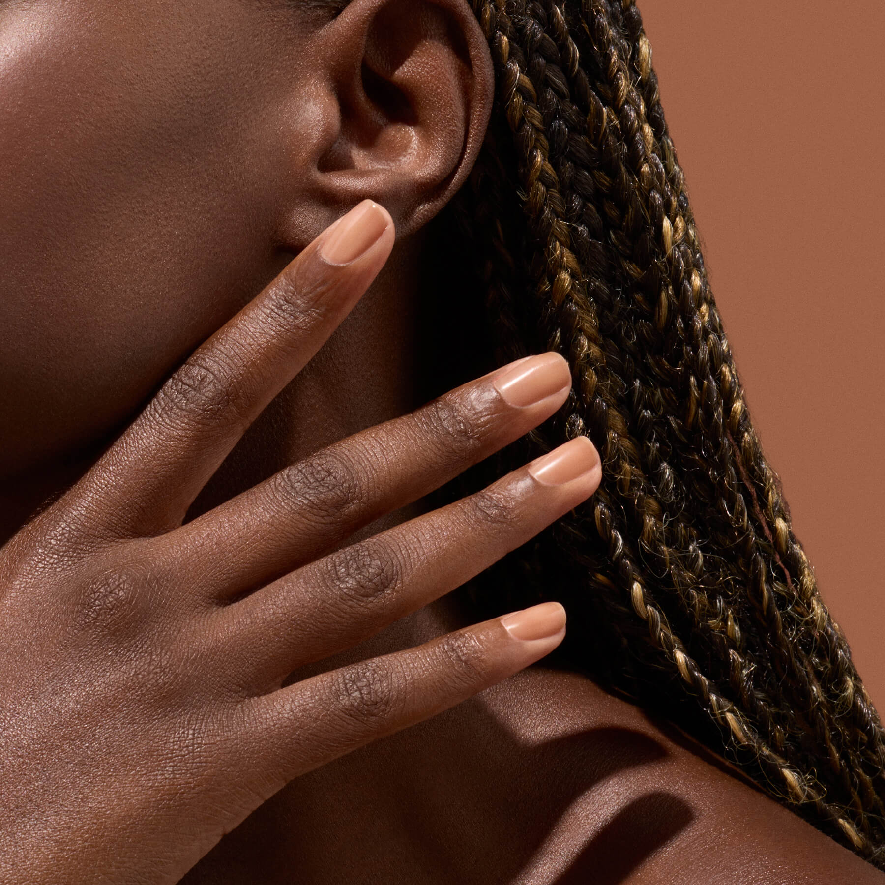 manucurist-active-smooth-03-vernis-soin-bronze-satin image 2