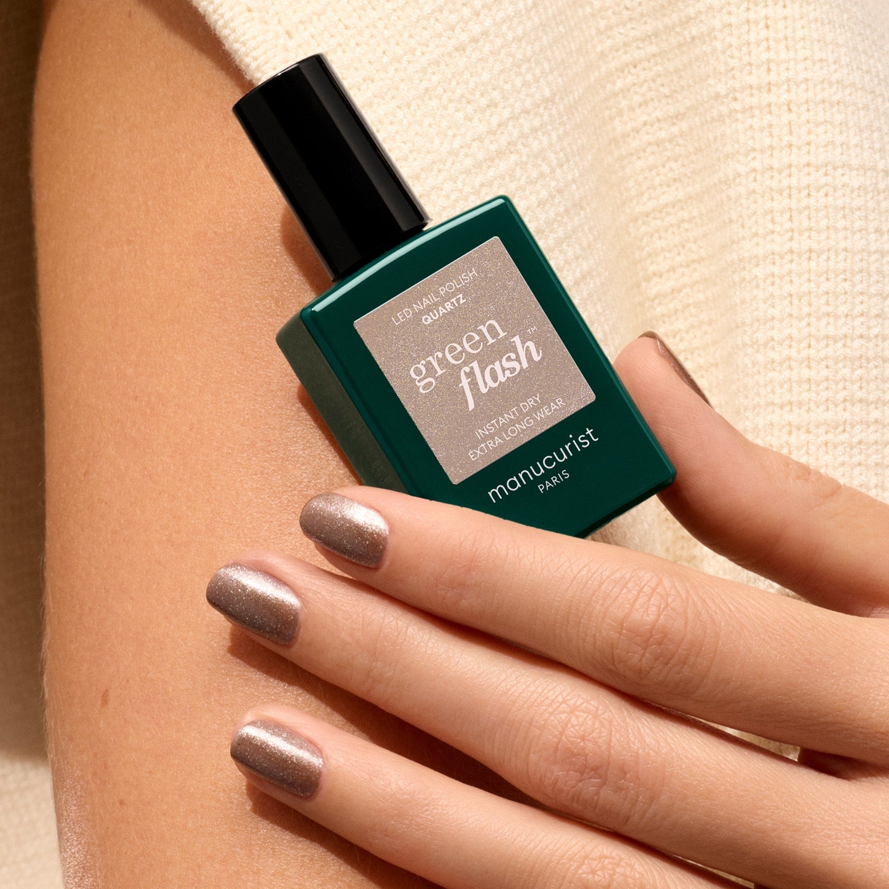 manicurist-green-flash-vernis-semi-permanent-quartz-marron-paillet image 4
