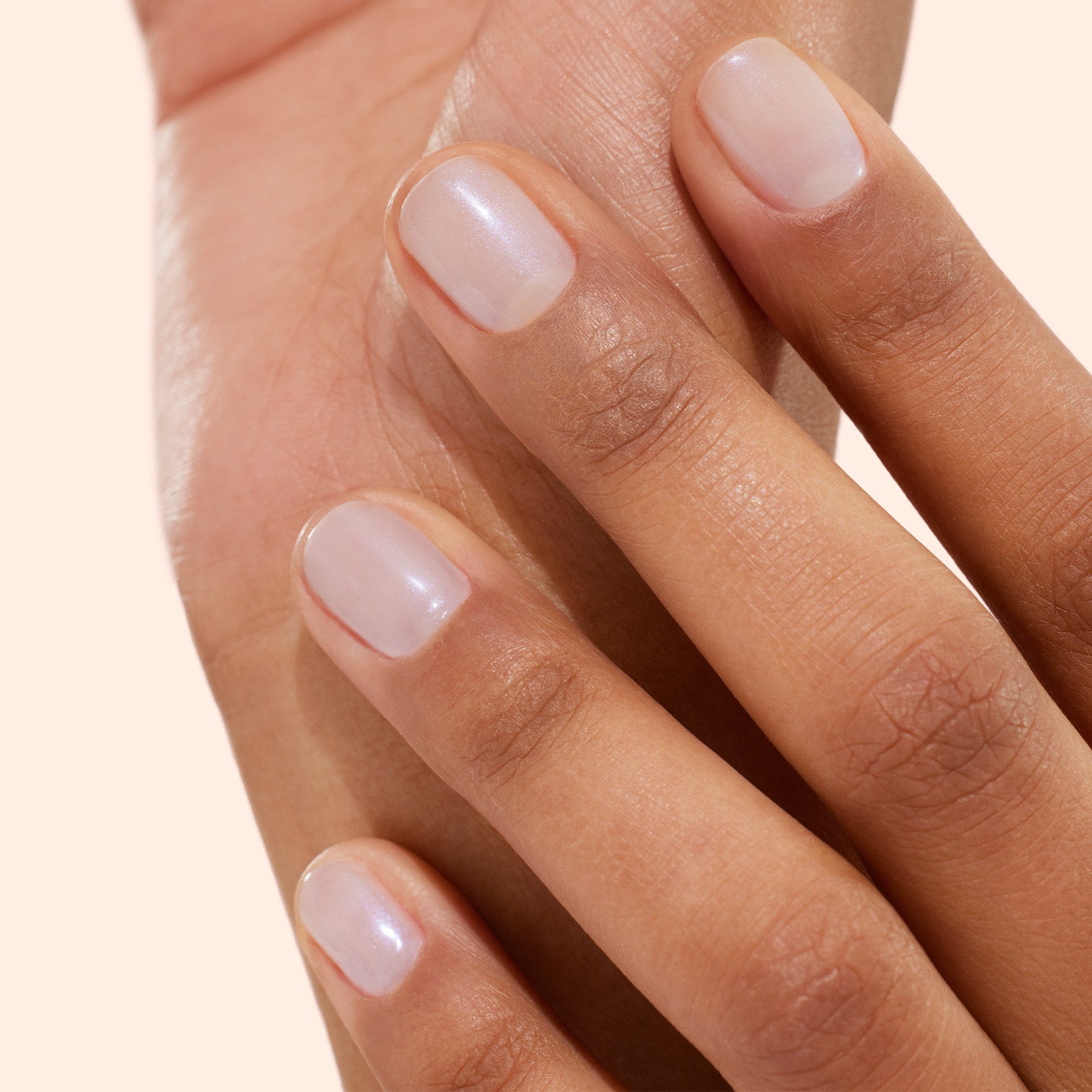 manucurist-active-bright-vernis-soin-claircissant-blanchissant image 2