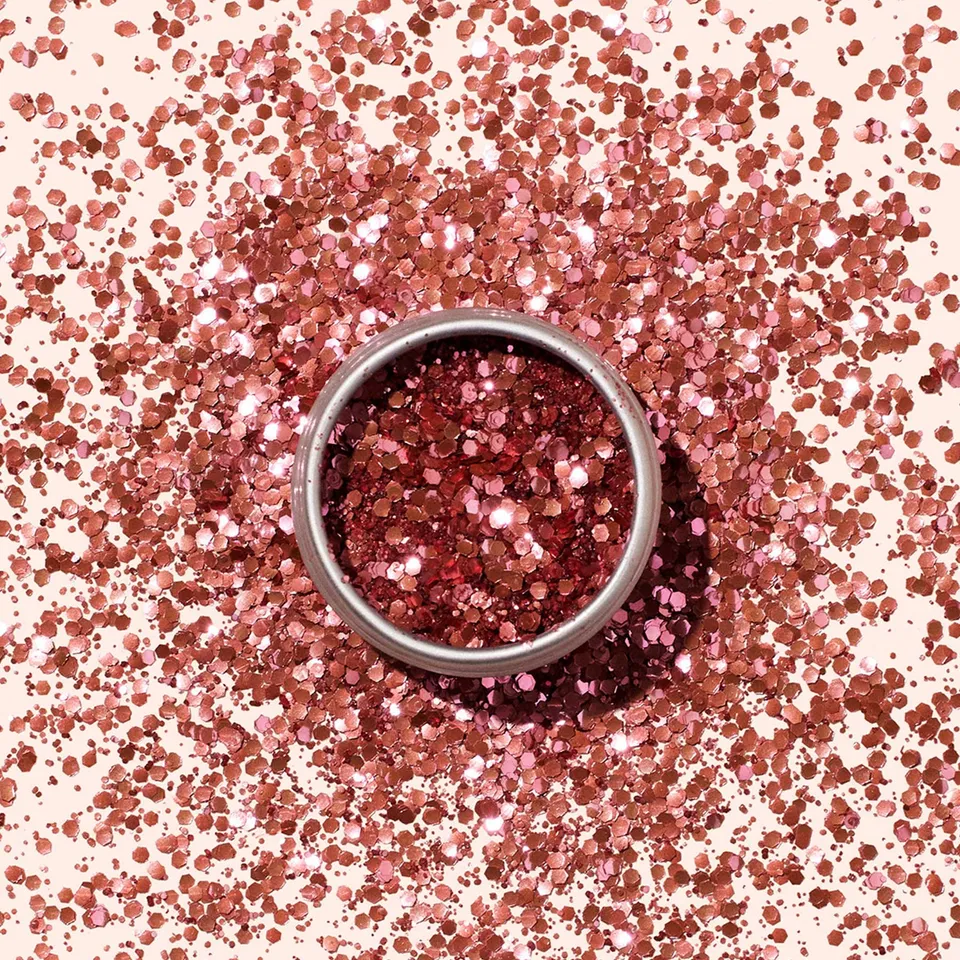 manicurist-pink-quartz-paillettes-ongles-biod-gradables-nail-art image 1