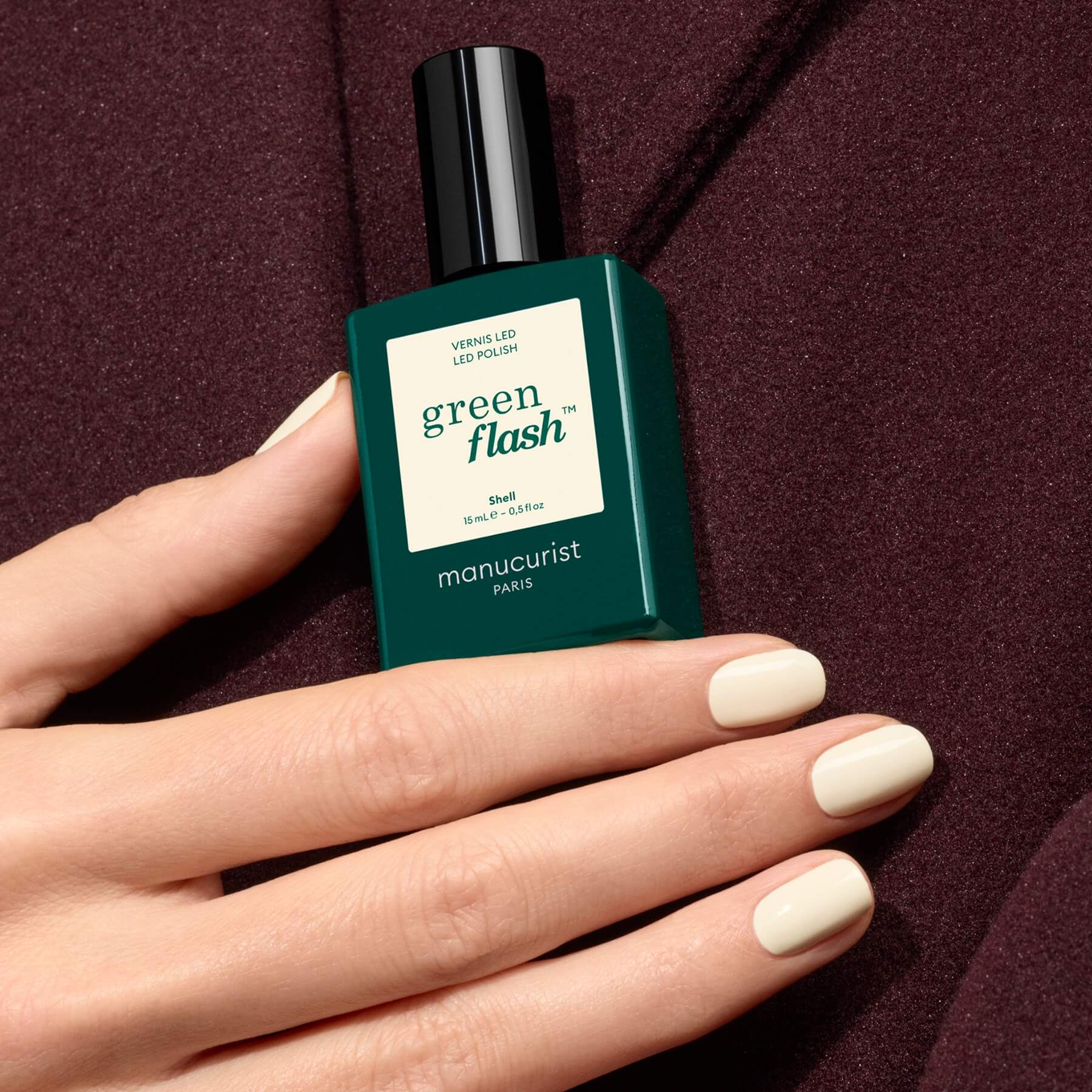 manicurist-green-flash-shell-vernis-semi-permanent-blanc-cass image 3