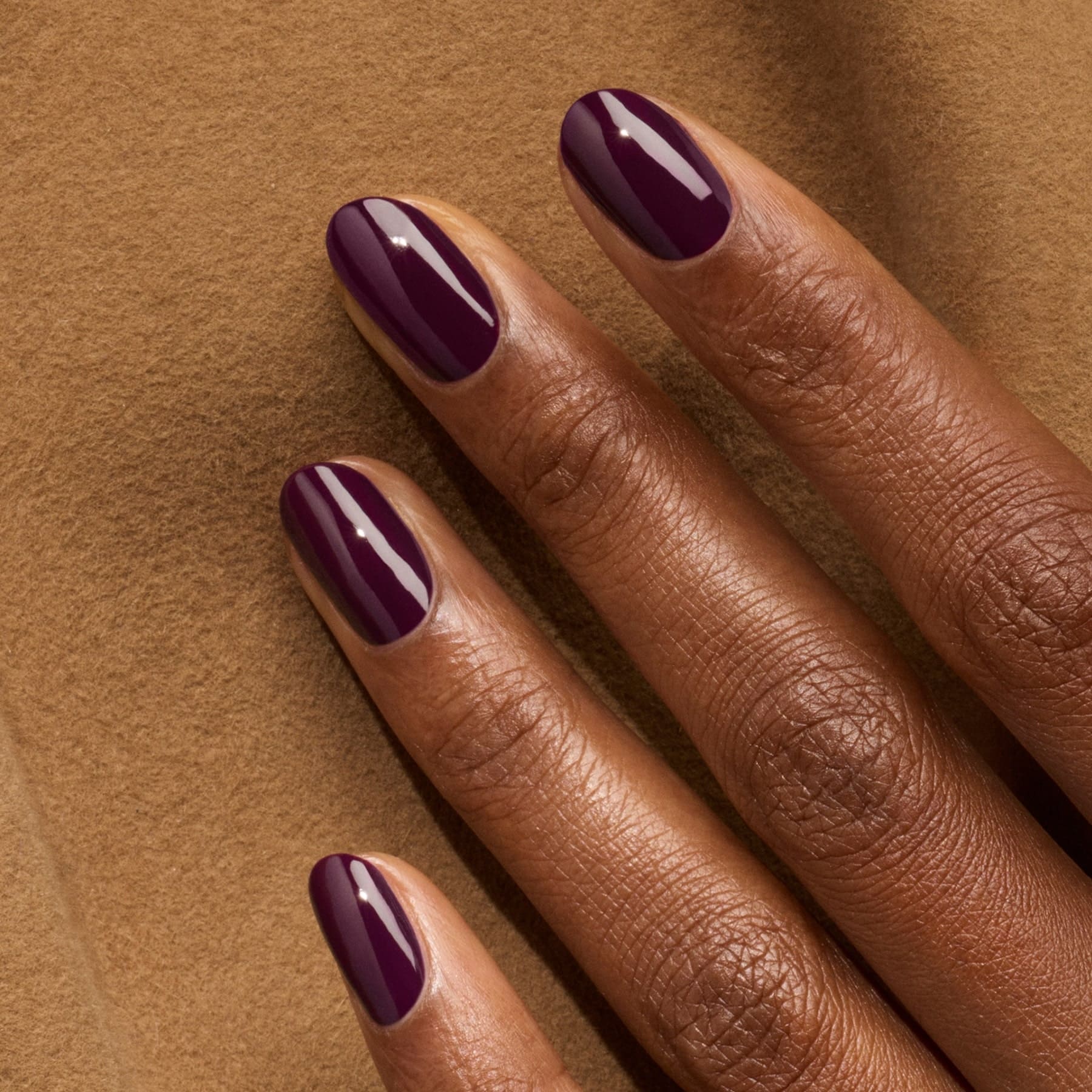 manicurist-green-flash-vernis-semi-permanent-aubergine-violet-15ml image 3