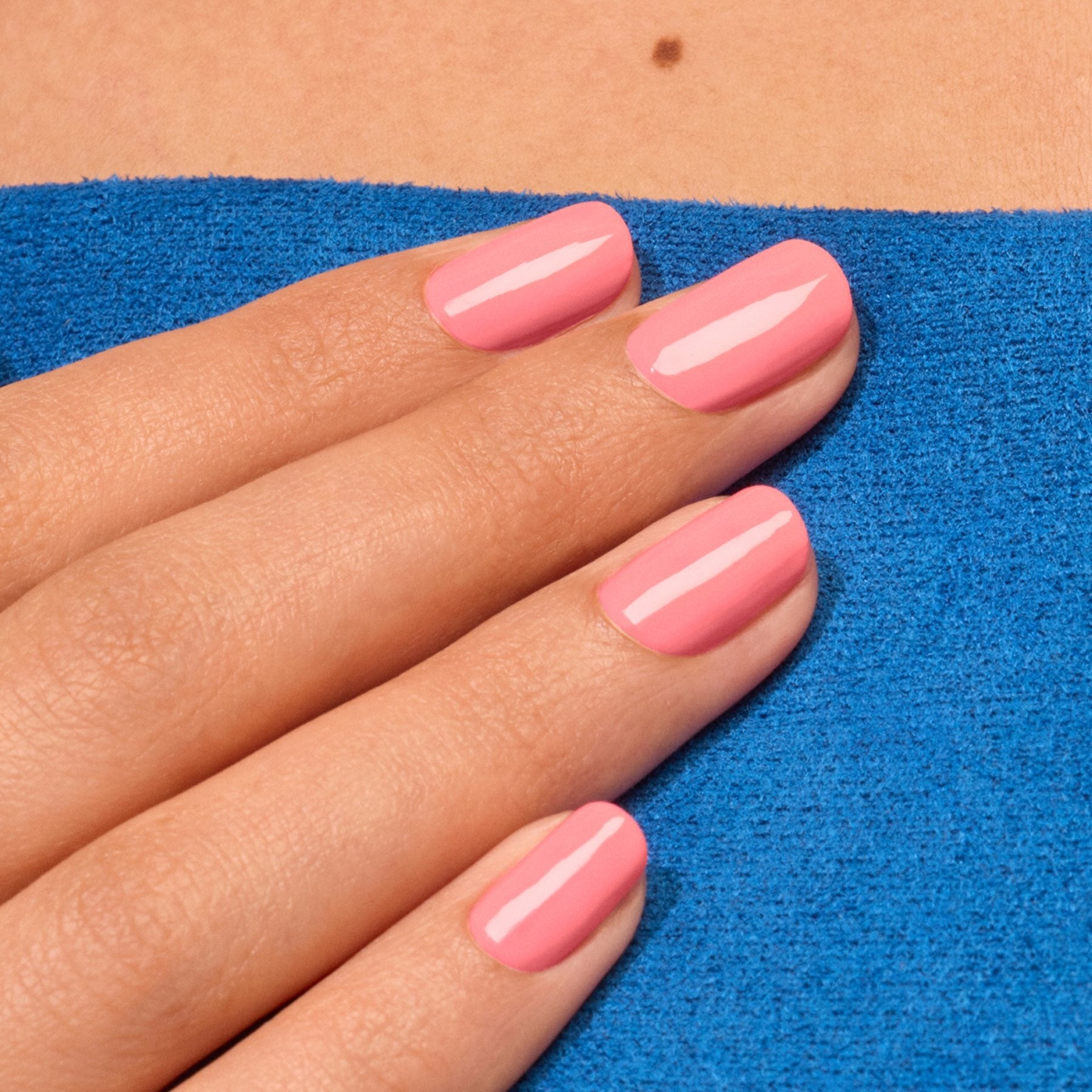 manicurist-green-vernis-pop-rose-fluo-iris image 2