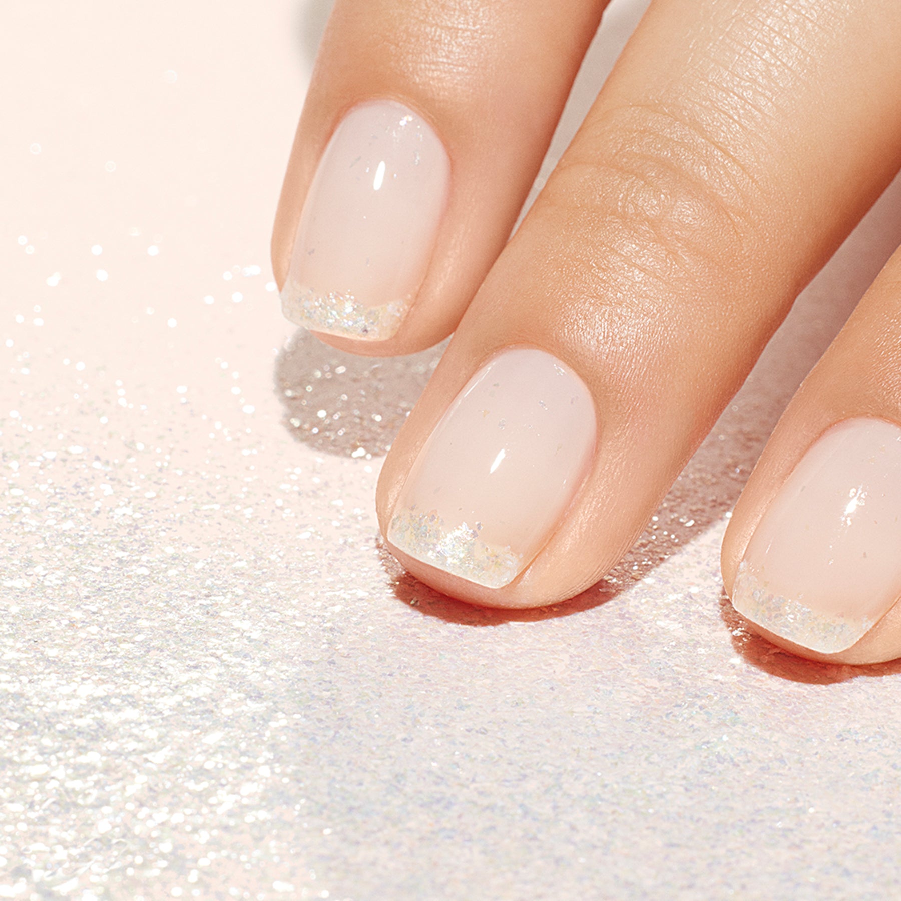 manucurist-accessoires-nacres-flakes-poudre-nail-art-nacr-e image 2