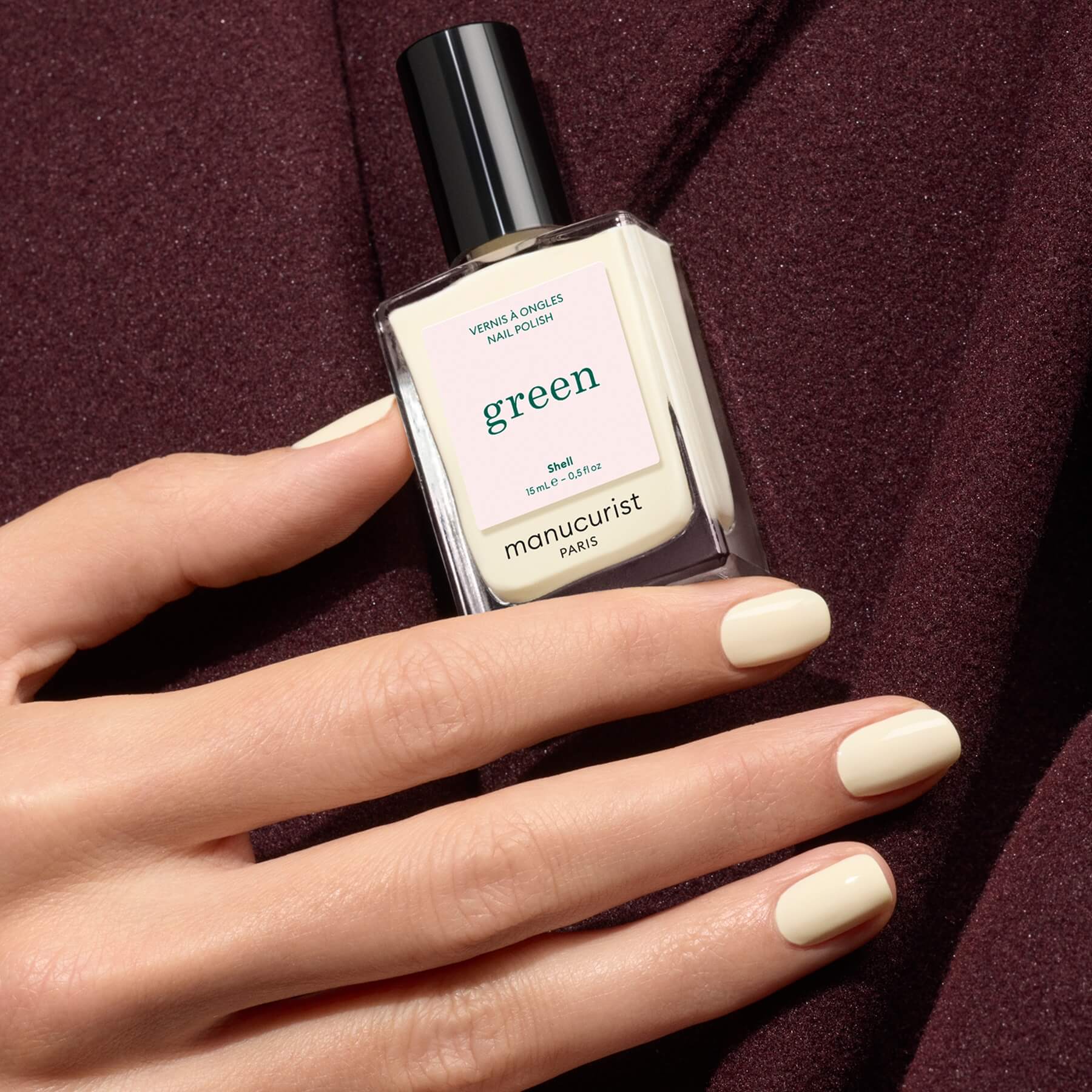 manicurist-green-shell-vernis-ongles-blanc-cass-froid image 3