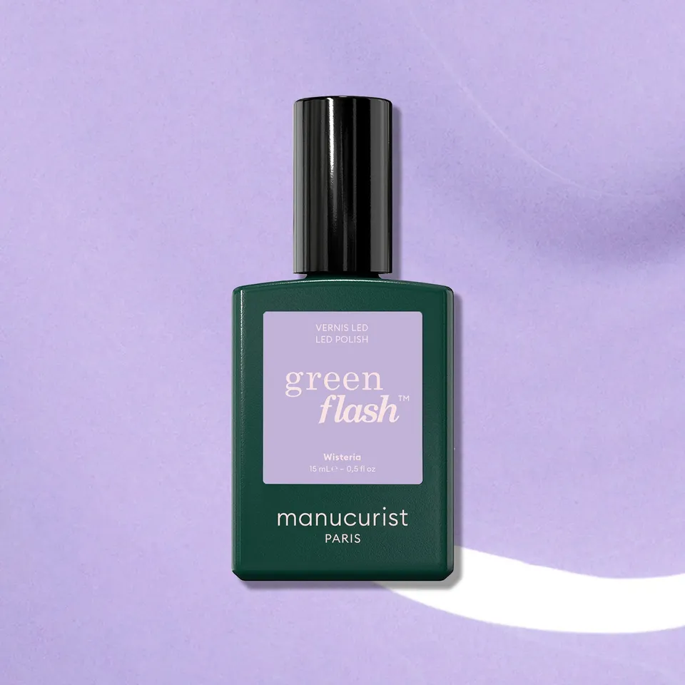 manicurist-green-flash-wisteria-vernis-semi-permanent-violet-pastel image 1