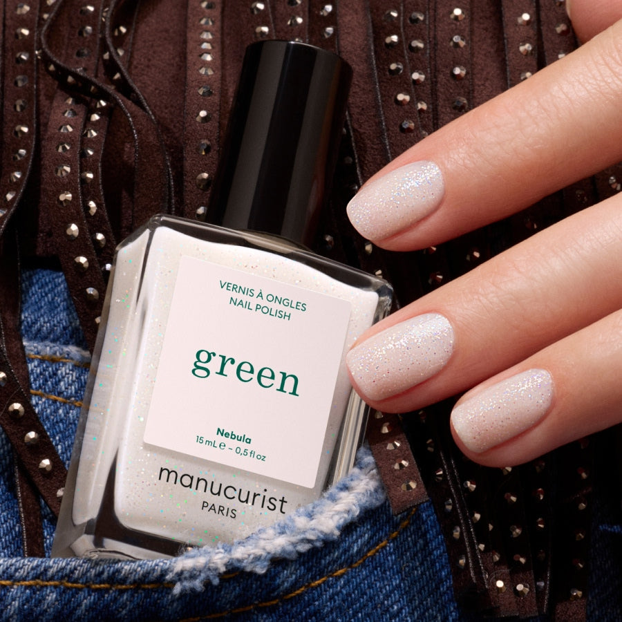 manucurist-green-nebula-vernis-blanc-holographique image 3