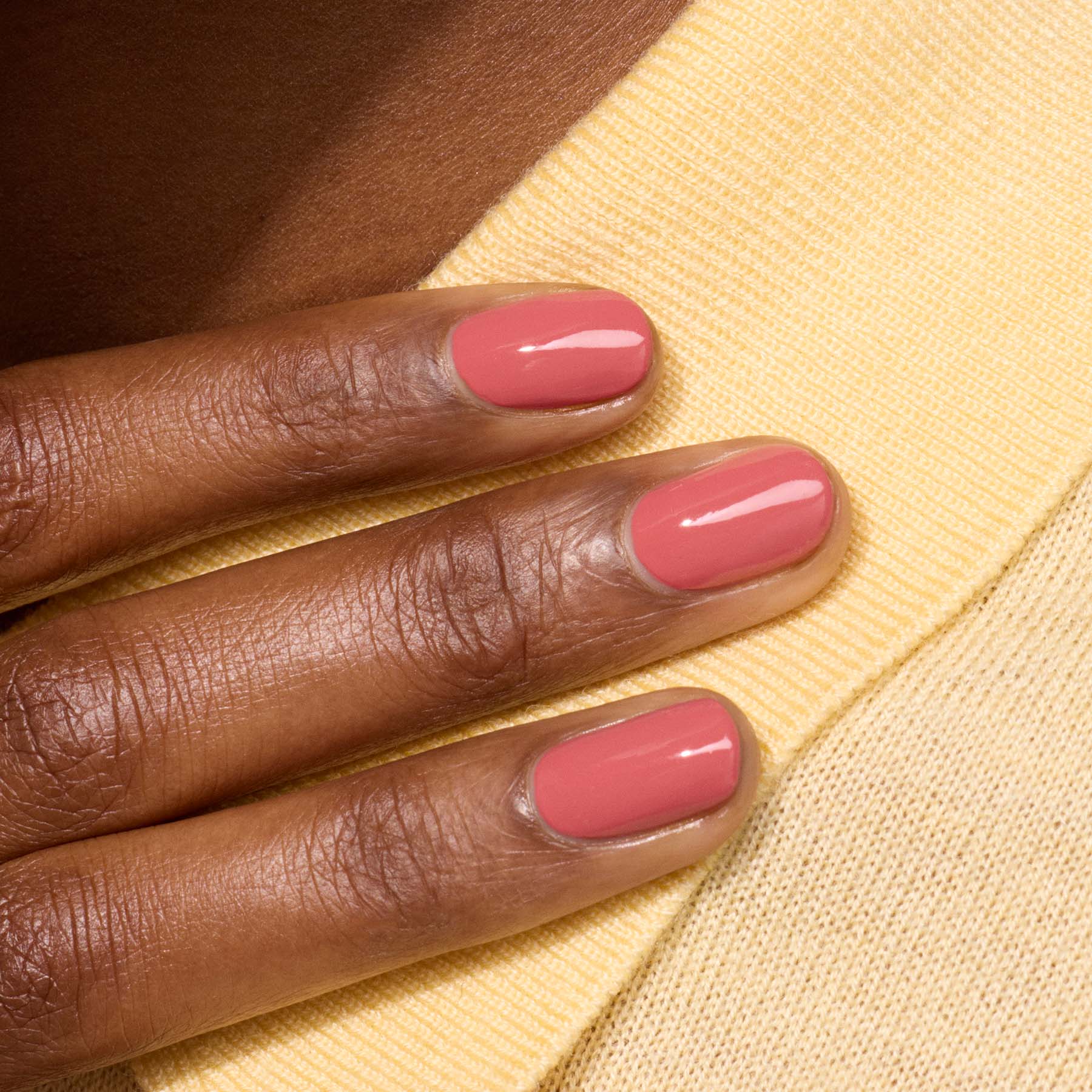manicurist-green-flash-bois-de-rose-vernis-semi-permanent image 4