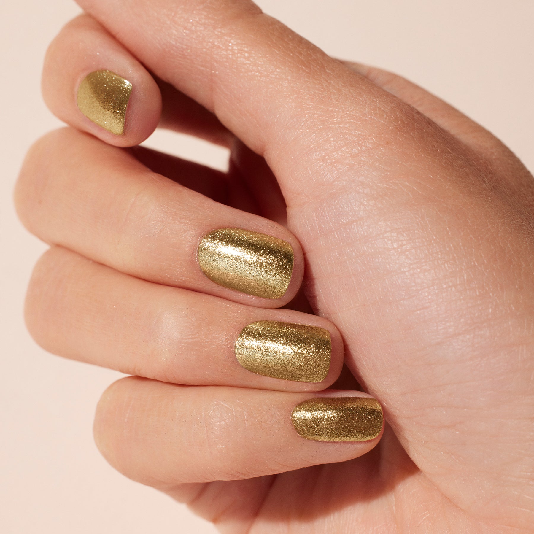 manicurist-golden-chrome-poudre-ongles-effet-chrom-dor image 2