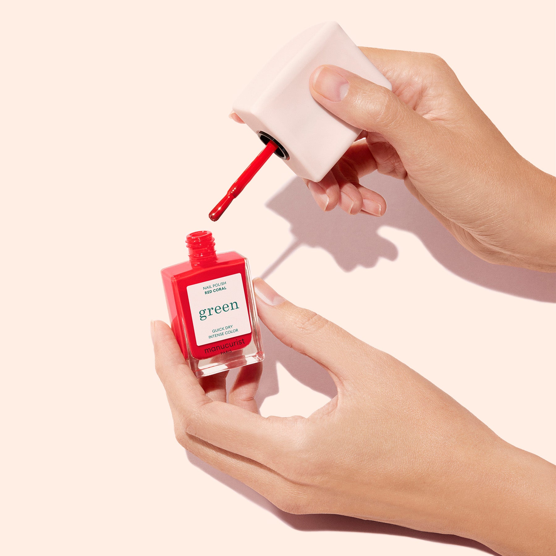 manucurist-mani-helper-applicateur-vernis-manucure-pr-cise-2 image 2