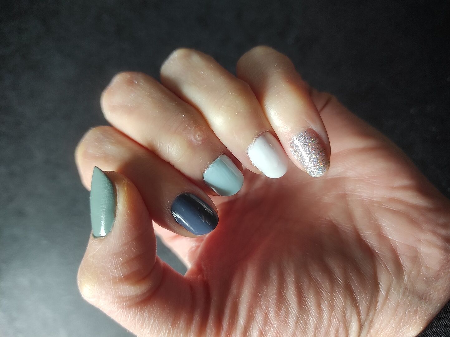 Joli sur ongles courts